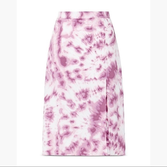NWT BCBGeneration
Tie Dyed Satin Pencil Skirt - Picture 4 of 10
